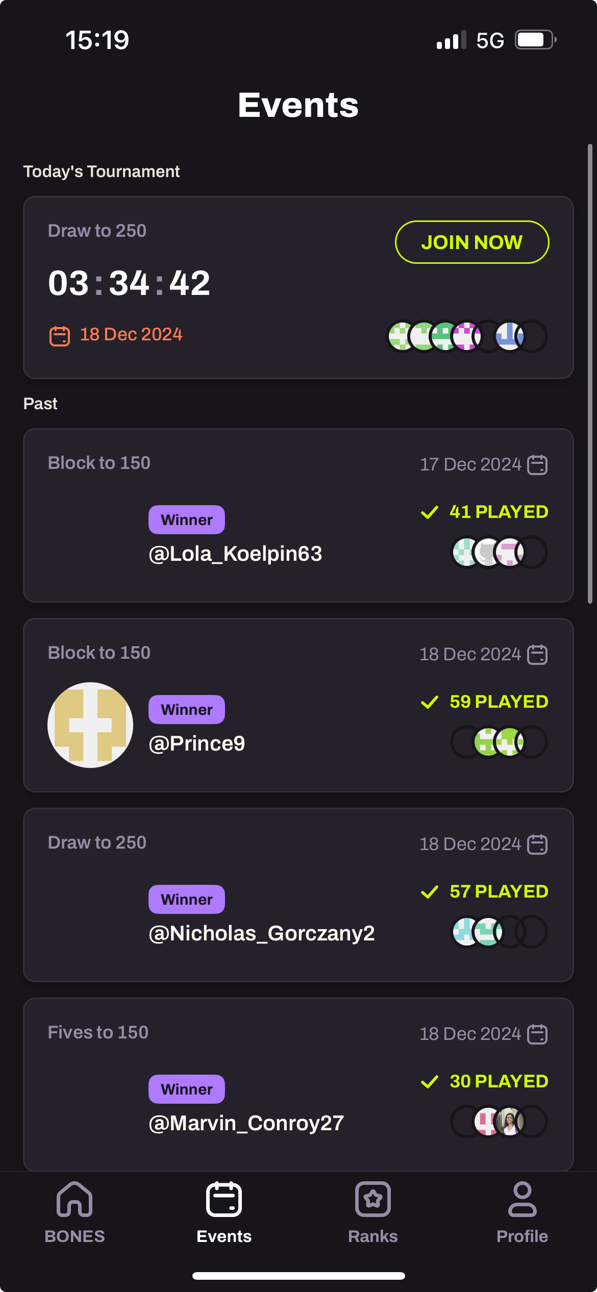 Bones Domino Tournament Play Screenshot